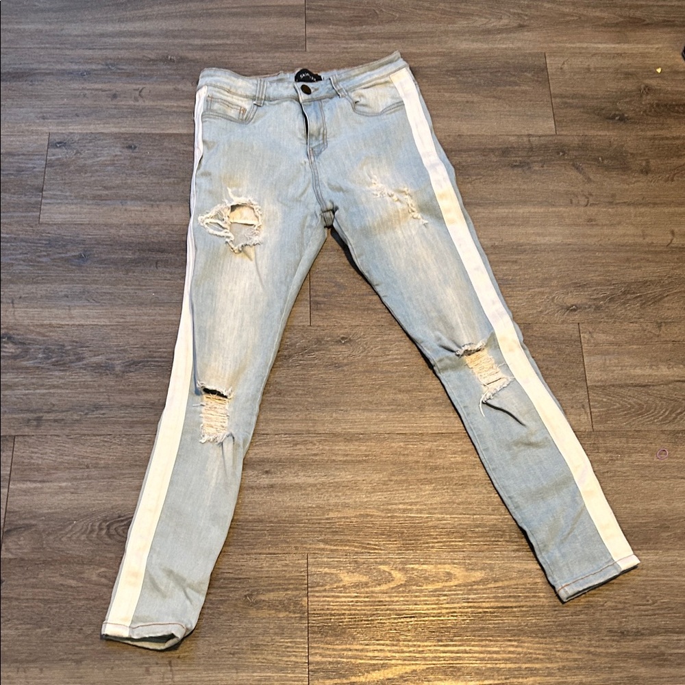 Stylish Light Blue Distressed Jeans with White Stripes